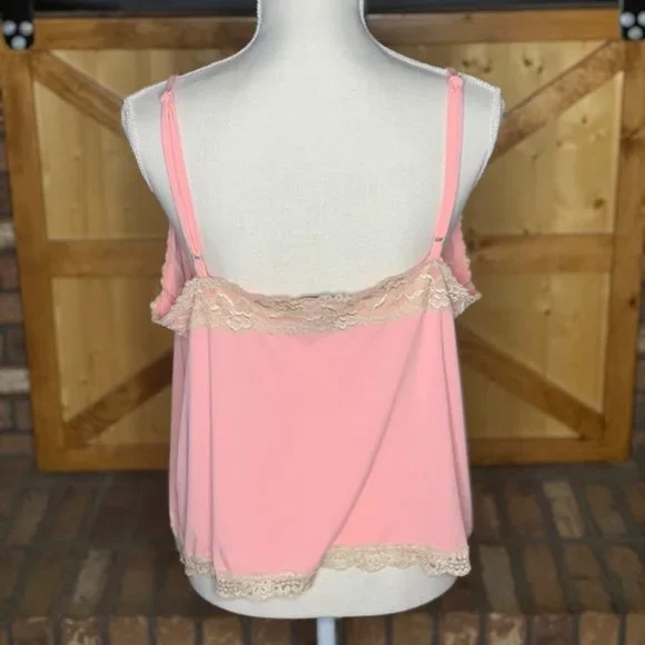 Women’s Lane Bryant Camisole with Lace Trim - Picture 2 of 4